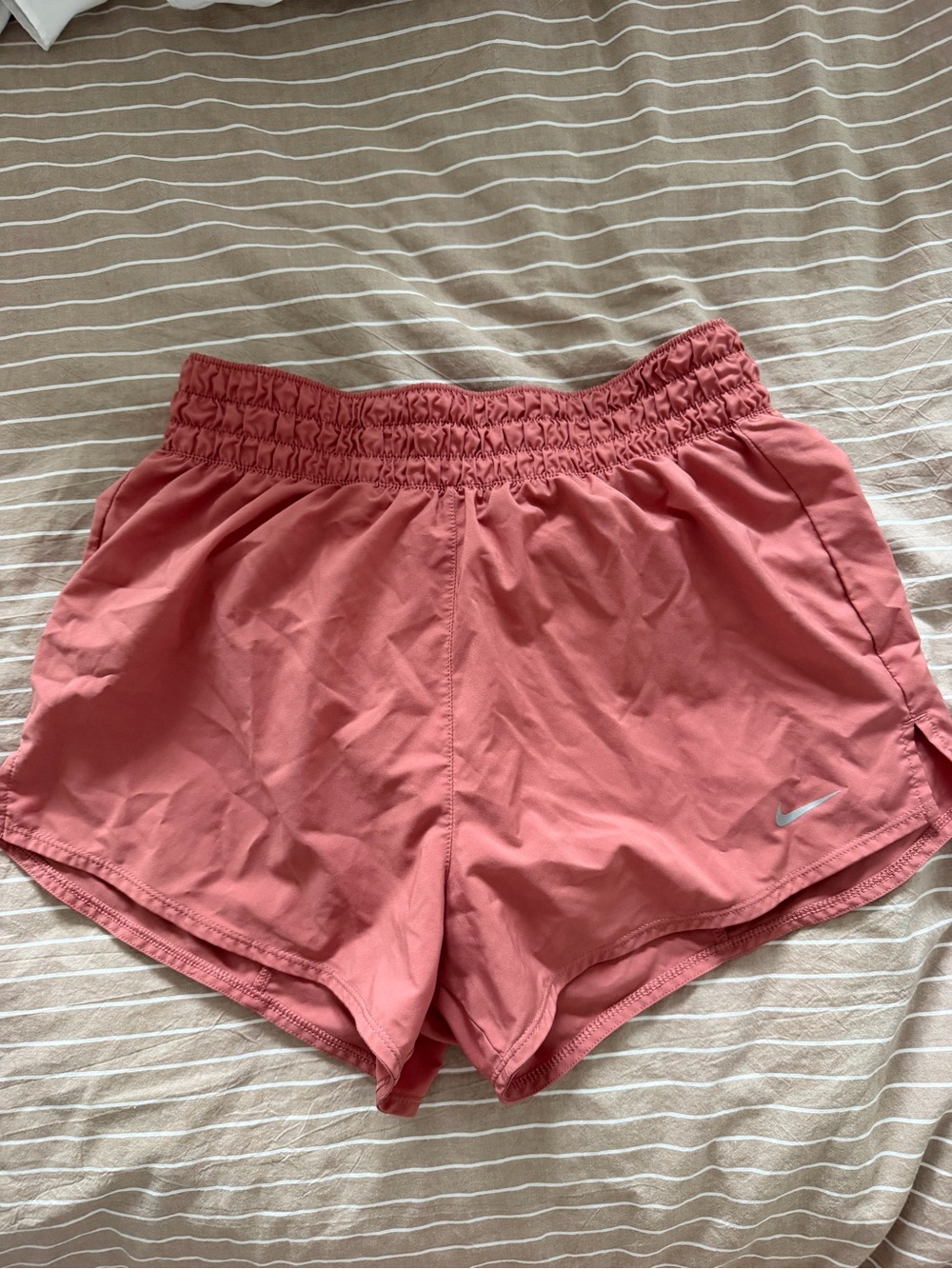 Nike Women's Dusty Rose Elastic-Waist Running Shorts